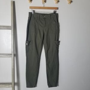 HOT KISS OLIVE PANTS SIZE 9